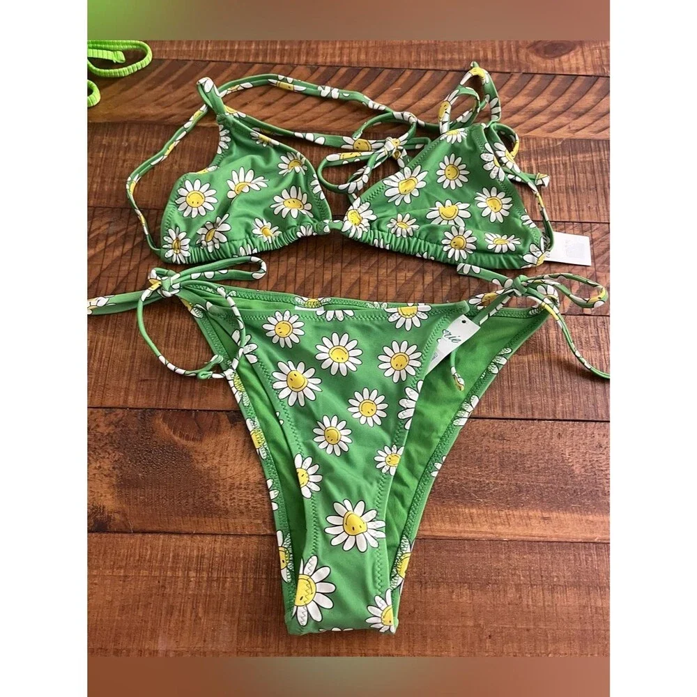 NWT Aerie FULL SET Smiley® String Triangle Top + Cheekiest Bottom Daisy Green